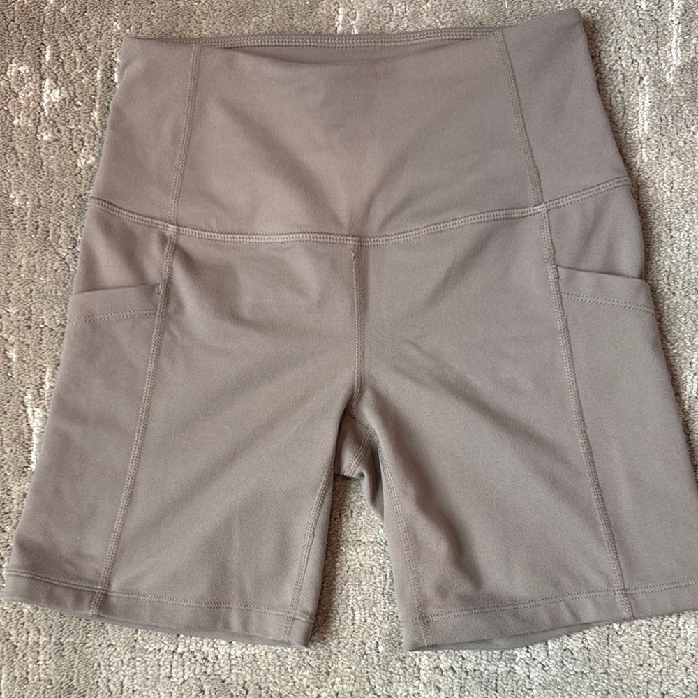 Zella Women's High-Waisted Shorts S